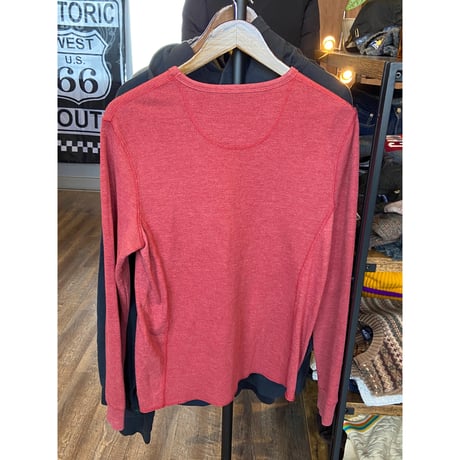 【Levi's】バイカーグラフィック ワッフルサーマル Tシャツ TIBETAN RED M