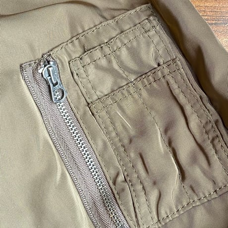 【URBAN RESEARCH DOORS】 山羊革 切替 ジャケット オリーブ×ブラック サイズ38