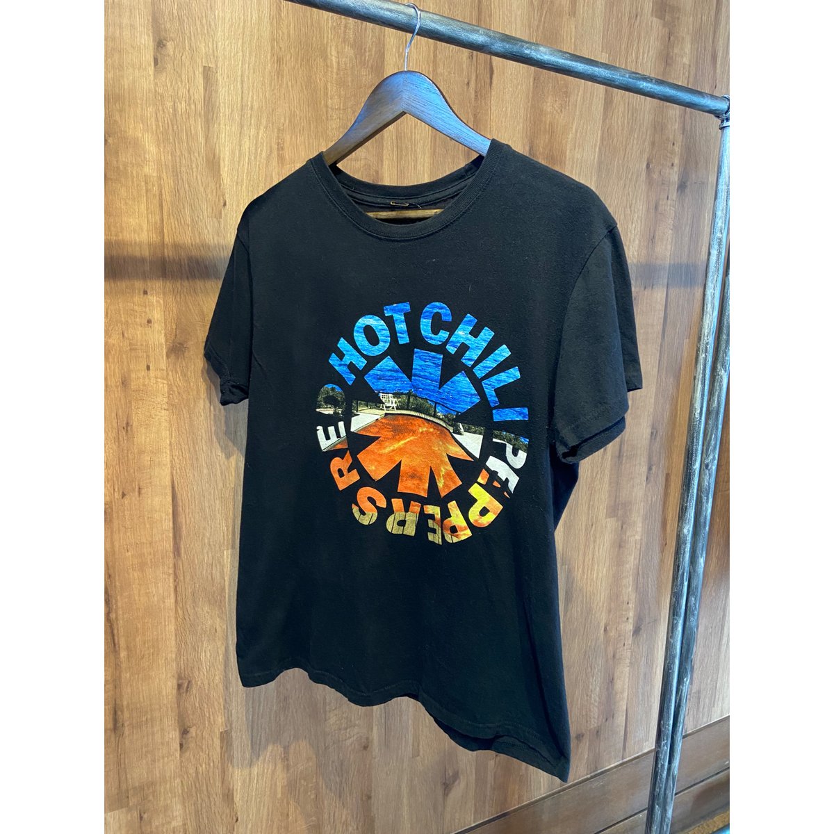 RED HOT CHILI PEPPERS カレッジロゴTシャツ レッチリ RED HOT CHILI PEPPERS】 レッチリ アスタリスクロゴ バンドTシャツ L