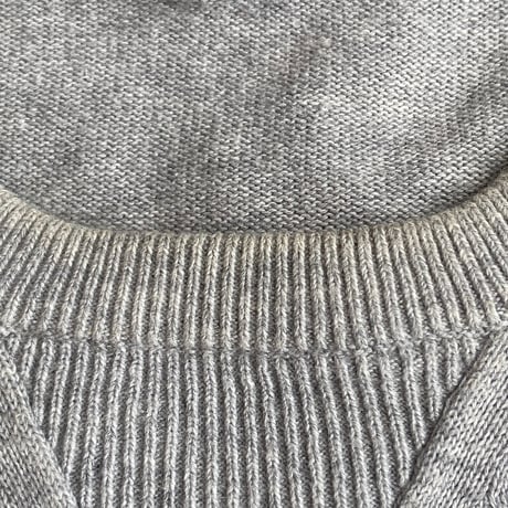 【ARMANI EXCHANGE A|X】 エンボス ロゴ クルーネック ニット セーター M グレー系 薄手 メンズ