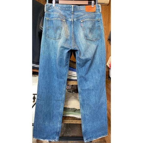 色落ち抜群！【Levi's】504 ダメージあり ストレート W34