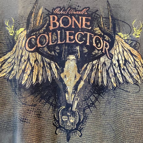 BONE COLLECTORスカル＆ウィングプリントTシャツ