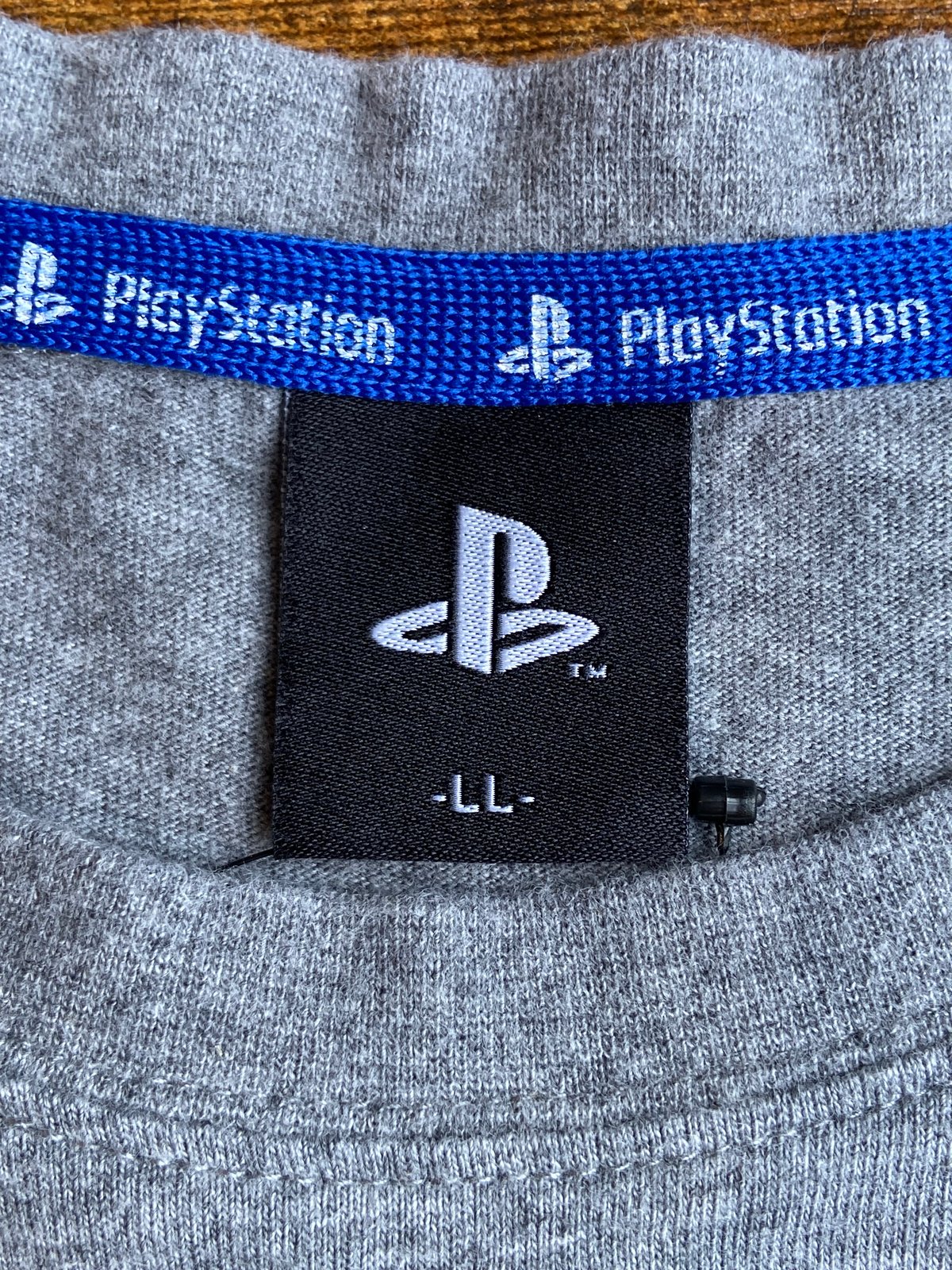 PlayStation】 公式 ロゴ Tシャツ LL グレー 織りネーム付き ゲームT 