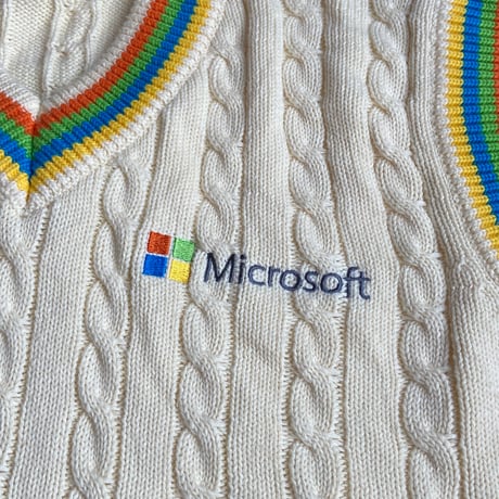 【希少】Microsoft 企業ロゴ刺繍 ケーブルニットベスト アイボリー×マルチカラー