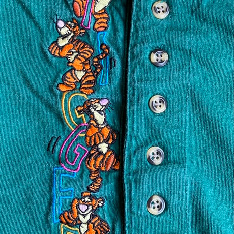 希少90s 【THE Disney STORE】 ティガー 刺繍 ヘンリーネック ロンT グリーン