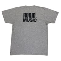 RONIN MUSIC × HUMBLE SOUL SS TEE GREY ユニセックス サイズ 2025 TOUR 限定モデル Tシャツ