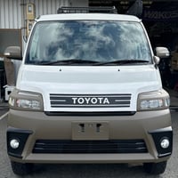 S403系　タウンエース　ボンネットロゴグリル（未塗装）