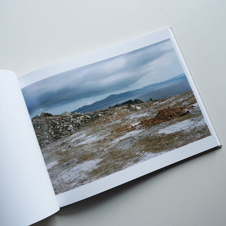畠山直哉 Naoya Hatakeyama - A BIRD blast #130