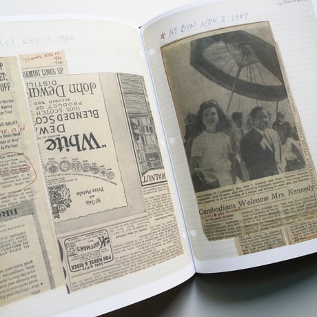 On Kawara / 10 Tableaux