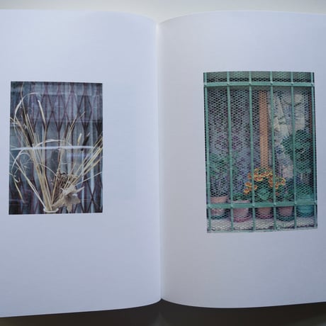 LUIGI GHIRRI ルイジ・ギッリ Colazione sull'Erba（草上の昼食）