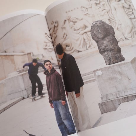 Hans Josephsohn ハンス・ヨゼフソン - Josephsohn vu par Albert Oehlen