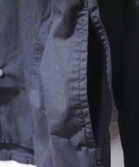 パースプロジェクト【PERS PROJECTS】　RILEY SHORT COACH BLOUSON　ブラック