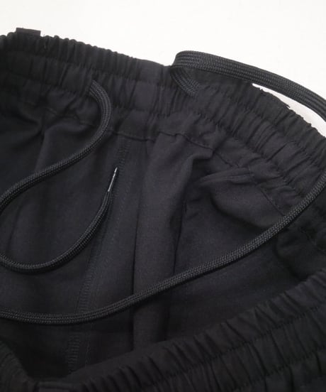 マニュアルアルファベット【manualalphabet】STRECH TWILL EASY PANTS　ブラック