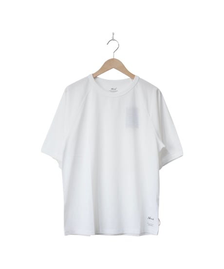 ナンガ【NANGA】ドライミックス ラグランスリーブ Tシャツ　ホワイト