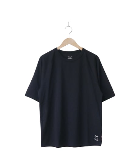 ナンガ【NANGA】ドライミックス ラグランスリーブ Tシャツ　ブラック