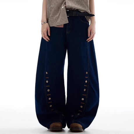 side button curved wide denim　VG1082