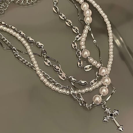 layered pearl cross necklace　VM1003