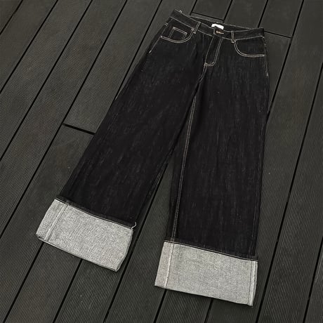mega wide rolled-up black denim　VM1053