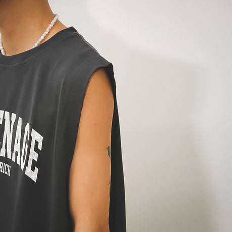 black college logo sleeveless　VM1028