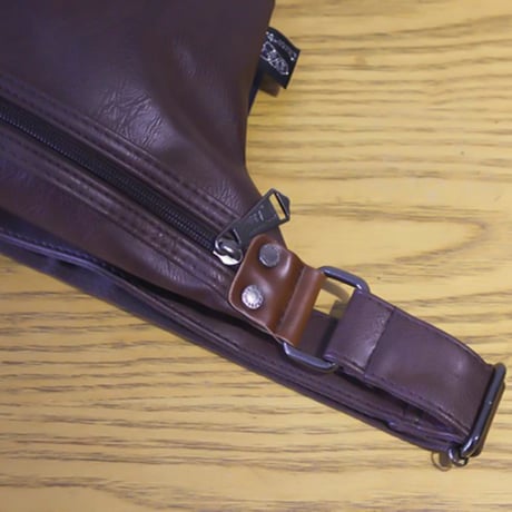 minimal leather body bag /3color　VG1198