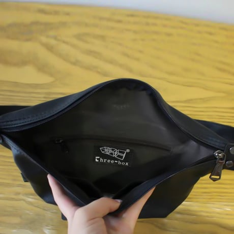 minimal leather body bag /3color　VG1198