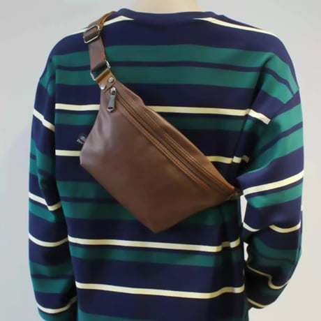minimal leather body bag /3color　VG1198