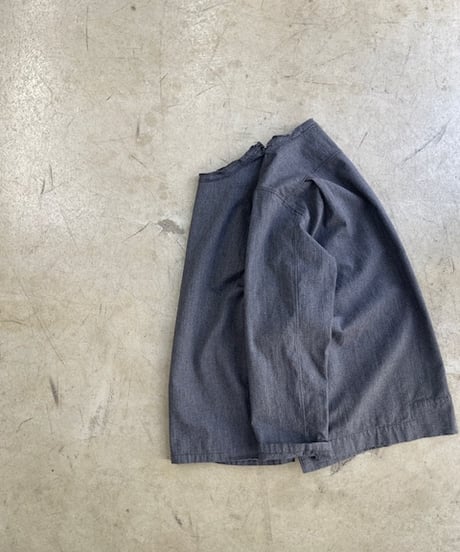 kaval / cotton linen tee blouse "black chambray"(カヴァルのブラックシャンブレー素材のティーブラウス)