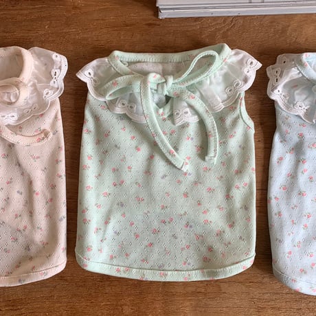 DOGS フラワーレース襟トップス　DOGS Flower Lace Collar Top