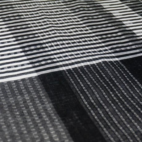 Kawari-Tsuzure table runner