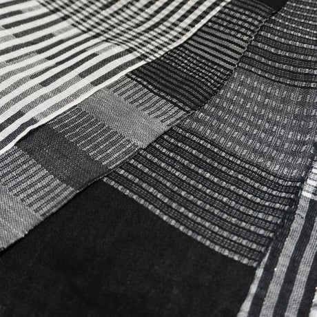 Kawari-Tsuzure table runner