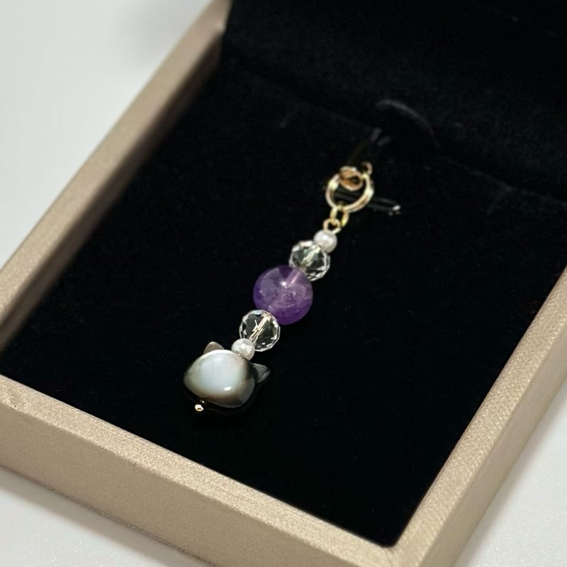 パワーストーンストラップ】アメジスト 猫パーツ付き | 穏心堂-おん