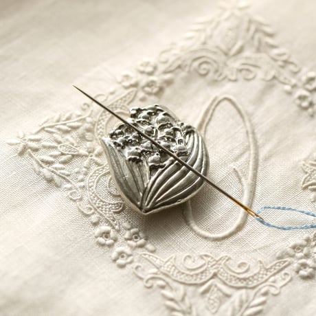 オートクチュール刺繍 | STORES