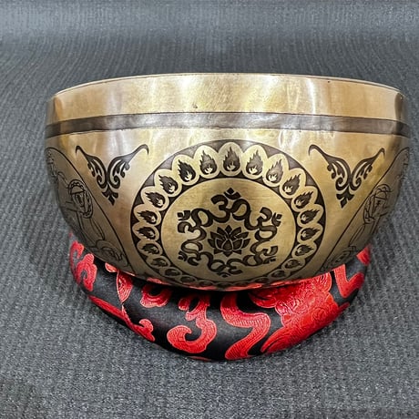 【XSサイズ デザイン】 696g 15.5cm SUN-02 シンギングボウル