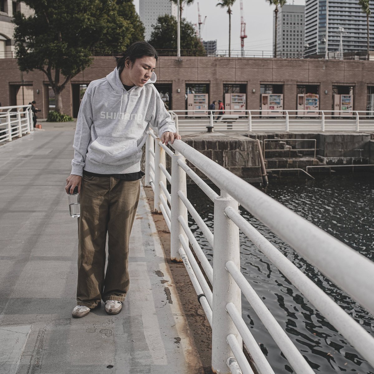 SHIMANO Front Big Logo Pullover Hoodie Ash | SH