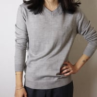 Pierre Cardin / 1990s–2000s Fine Wool V-Neck Knit