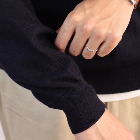 Navigare / 1990s Italian Navy Wool V-Neck Knit