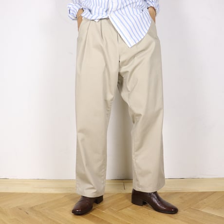 W29 2-Tuck Chino Trousers 014
