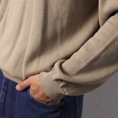 Daniel Hechter Diffusion / 1980s French Beige V-Neck Knit