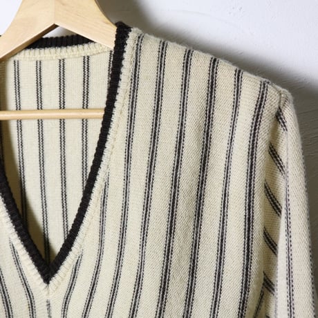 European Stripe V-Neck Knit Sweater 1970s–1980s
