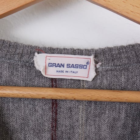 Gran Sasso / 1980s Italian Wool V-Neck Sweater