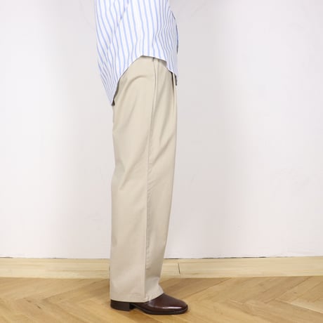 W29 2-Tuck Chino Trousers 014