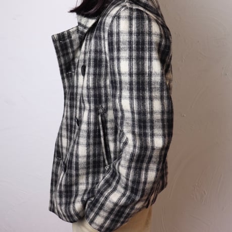 Checked Wool Pea Coat / 1990s European Style
