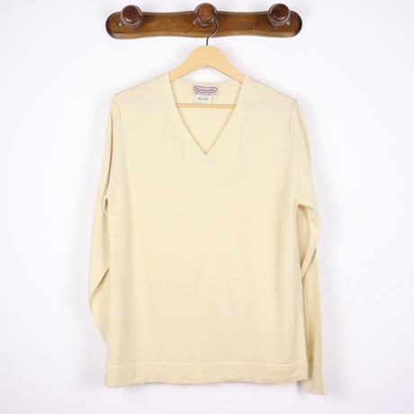 "Clairmaille" V-Neck Acryl Knit Sweater 1980s