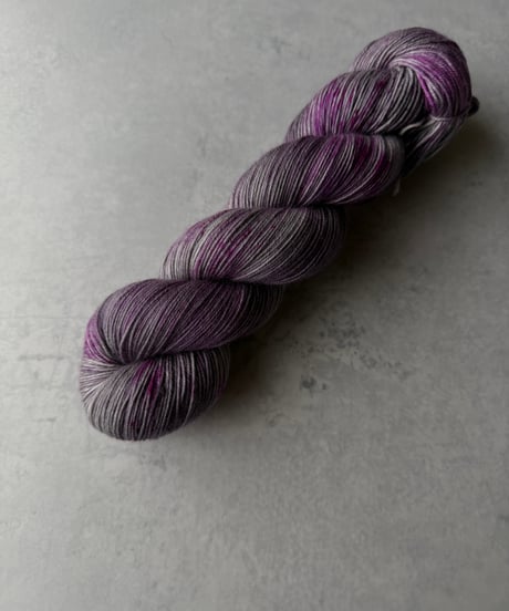 75%sock / Berry Ash