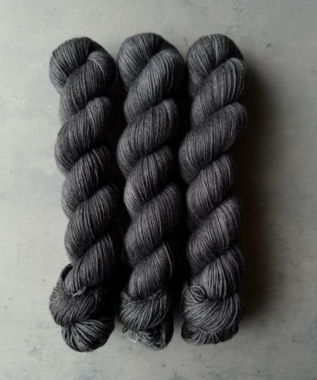 BS Merino / Onyx － 定番色