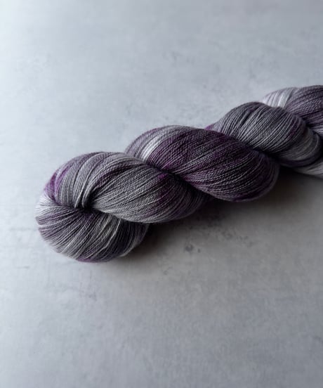 Lace / Berry Ash