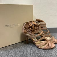 ジミーチュウ　JIMMY CHOO ベージュ フラワーサンダル