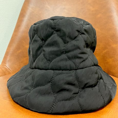 ZARA ザラ 黒 キルティング バケットハット 帽子 中綿 ブラック 56cm