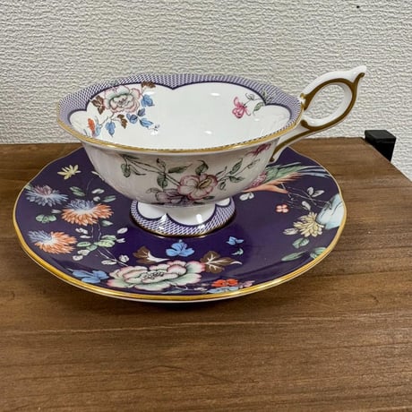 ウェッジウッド ワンダーラスト ミッドナイト クレーン カップ＆ソーサー