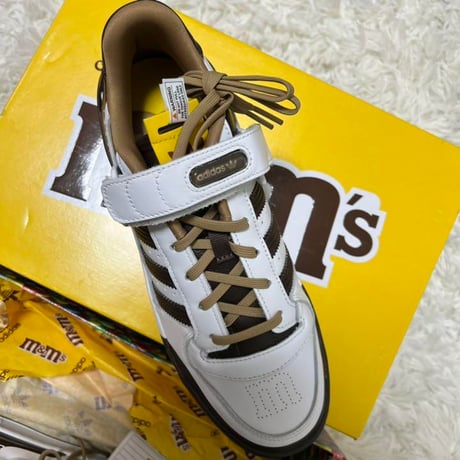 新品未使用 adidas M&M コラボ　スニーカー　27cm 限定